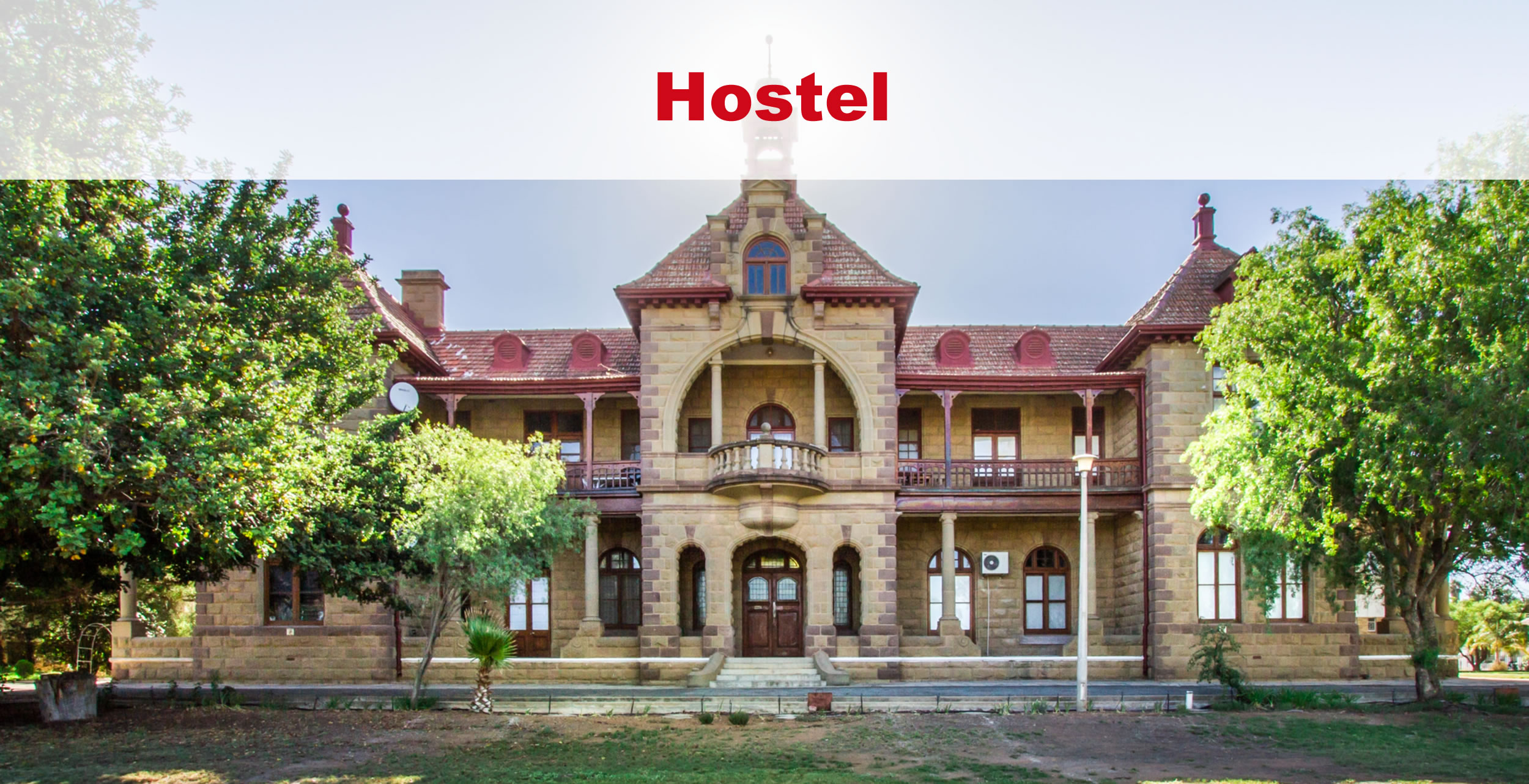 Pinehurst Hostel - Oudtshoorn High School